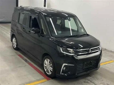 MITSUBISHI DELICA D2