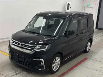MITSUBISHI DELICA D2