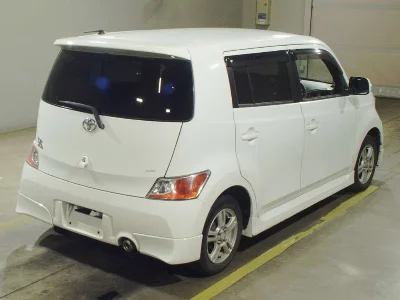 TOYOTA BB