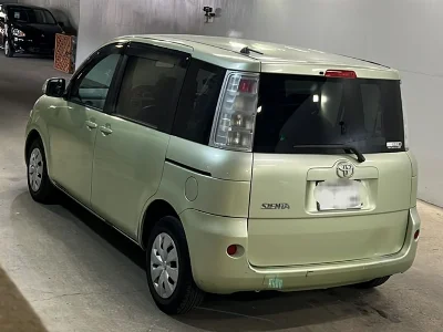 TOYOTA SIENTA