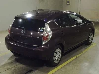 Цена авто Toyota Aqua с аукционов Японии, номер кузова NHP10, пробег 86 000, оценка 4