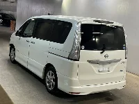 Цена авто Nissan Serena с аукционов Японии, номер кузова HFC26, пробег 121 000, оценка 13