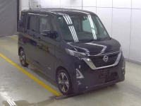 Цена авто Nissan Roox с аукционов Японии, номер кузова B48A, пробег 45 000, оценка 8