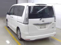 Цена авто Nissan Serena с аукционов Японии, номер кузова HFC26, пробег 110 000, оценка 8