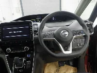 Цена авто Nissan Serena с аукционов Японии, номер кузова HFC27, пробег 53 000, оценка 8