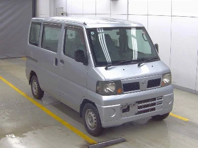 NISSAN CLIPPER
