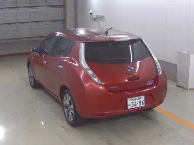 NISSAN LEAF