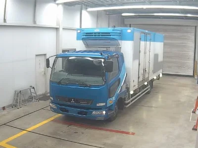 MITSUBISHI FUSO FIGHTER