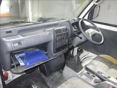 MITSUBISHI MINICAB TRUCK