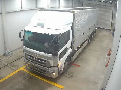 NISSAN UD