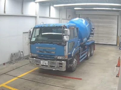 NISSAN UD