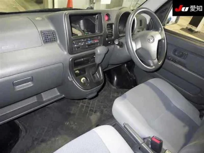 DAIHATSU HIJET VAN