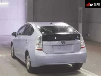 Цена авто Toyota Prius с аукционов Японии, номер кузова ZVW30, пробег 105 000, оценка 2