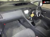 Цена авто Toyota Prius с аукционов Японии, номер кузова ZVW30, пробег 105 000, оценка 2