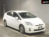 Цена авто Toyota Prius с аукционов Японии, номер кузова ZVW30, пробег 175 000, оценка 2