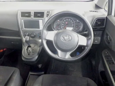 TOYOTA RACTIS