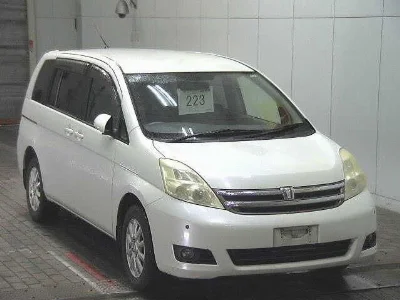 TOYOTA ISIS