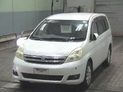 TOYOTA ISIS