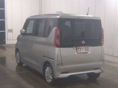 NISSAN ROOX