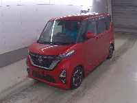 Цена авто Nissan Roox с аукционов Японии, номер кузова B44A, пробег 81 000, оценка 8