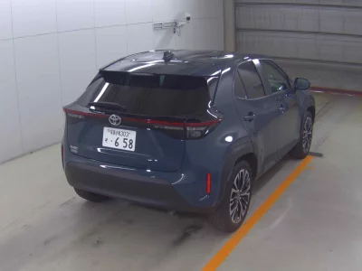 TOYOTA YARIS CROSS