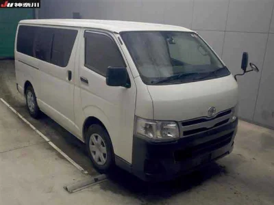 TOYOTA REGIUS VAN