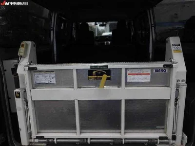 NISSAN NV350 CARAVAN