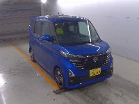 Цена авто Nissan Roox с аукционов Японии, номер кузова B44A, пробег 5 000, оценка 8