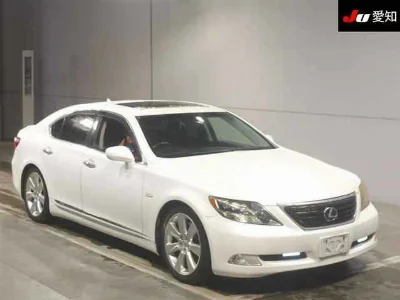 LEXUS LS