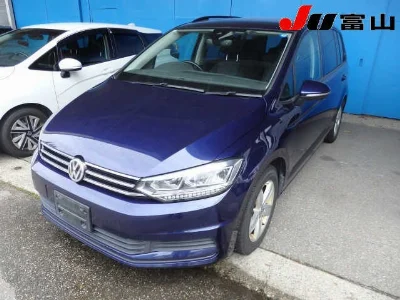 VOLKSWAGEN GOLF TOURAN