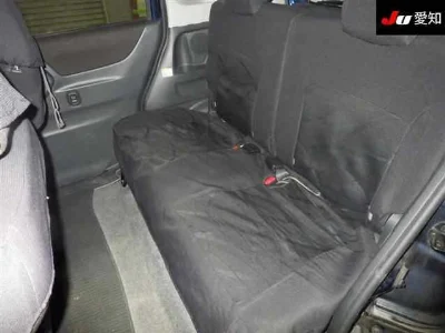 MITSUBISHI DELICA D2