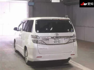 TOYOTA VELLFIRE