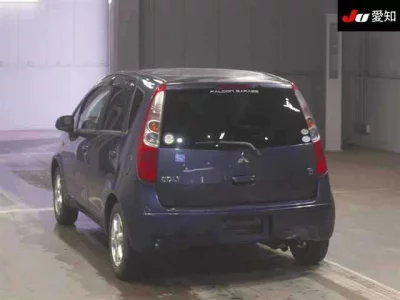 MITSUBISHI COLT