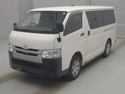 TOYOTA REGIUS VAN