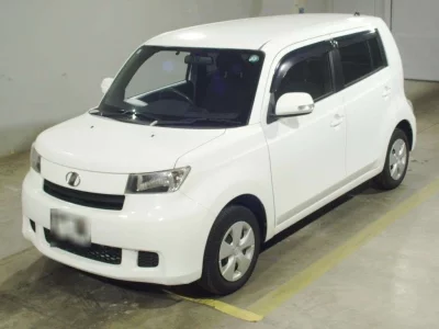 TOYOTA BB