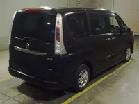 Цена авто Nissan Serena с аукционов Японии, номер кузова FNC26, пробег 141 000, оценка 7