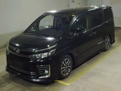 Статистика аукционов Toyota Voxy