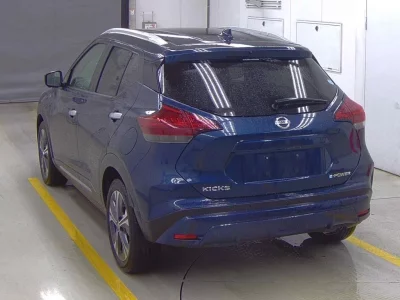 NISSAN KICKS