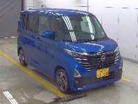 Цена авто Nissan Roox с аукционов Японии, номер кузова B44A, пробег 4 000, оценка 11