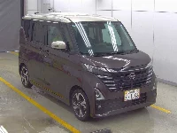 Цена авто Nissan Roox с аукционов Японии, номер кузова B45A, пробег 10 000, оценка 8