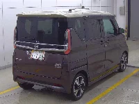 Цена авто Nissan Roox с аукционов Японии, номер кузова B45A, пробег 10 000, оценка 8