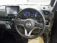 Цена авто Nissan Roox с аукционов Японии, номер кузова B45A, пробег 10 000, оценка 8