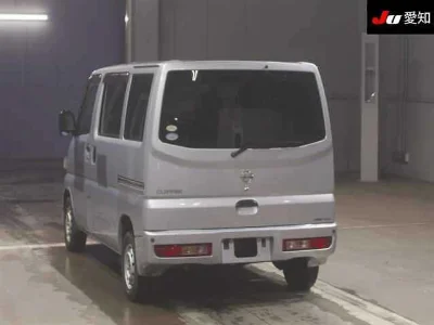 NISSAN CLIPPER VAN