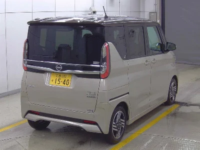 NISSAN ROOX