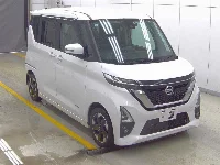 Цена авто Nissan Roox с аукционов Японии, номер кузова B44A, пробег 52 000, оценка 8