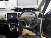 Цена авто Nissan Serena с аукционов Японии, номер кузова HFC27, пробег 77 000, оценка 8