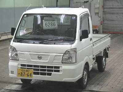 Nissan NT100 Clipper