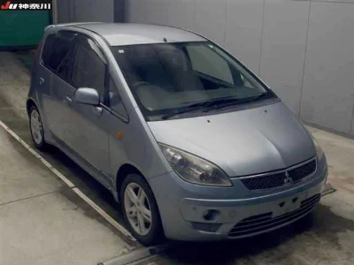 MITSUBISHI COLT
