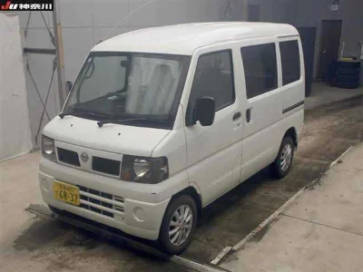 NISSAN CLIPPER VAN
