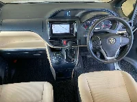 Цена авто Toyota Noah с аукционов Японии, номер кузова ZRR80G, пробег 173 000, оценка 2